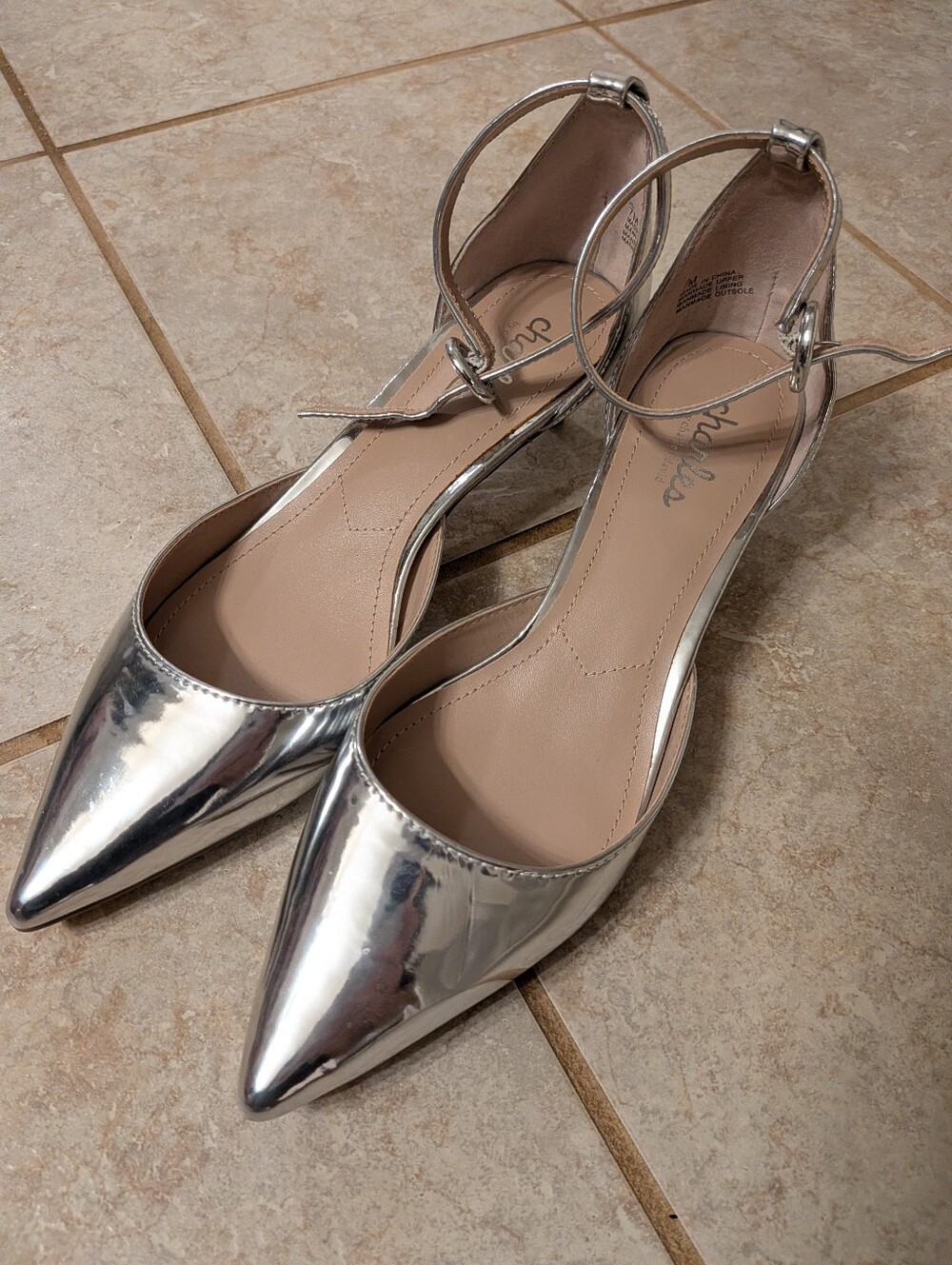 Charles by Charles David Silver Metallic D'Orsay Kitten Heel Pumps (7M)